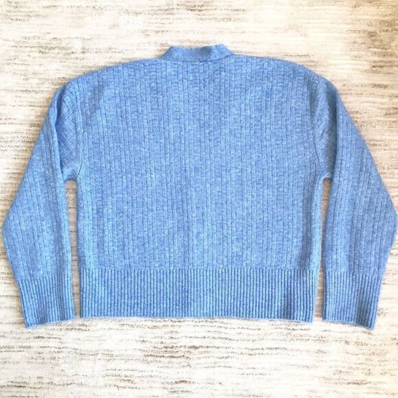 Zara Blue Weave Pattern Cropped Boxy Button Up V Neck Knit Cardigan Sweater - Picture 7 of 14